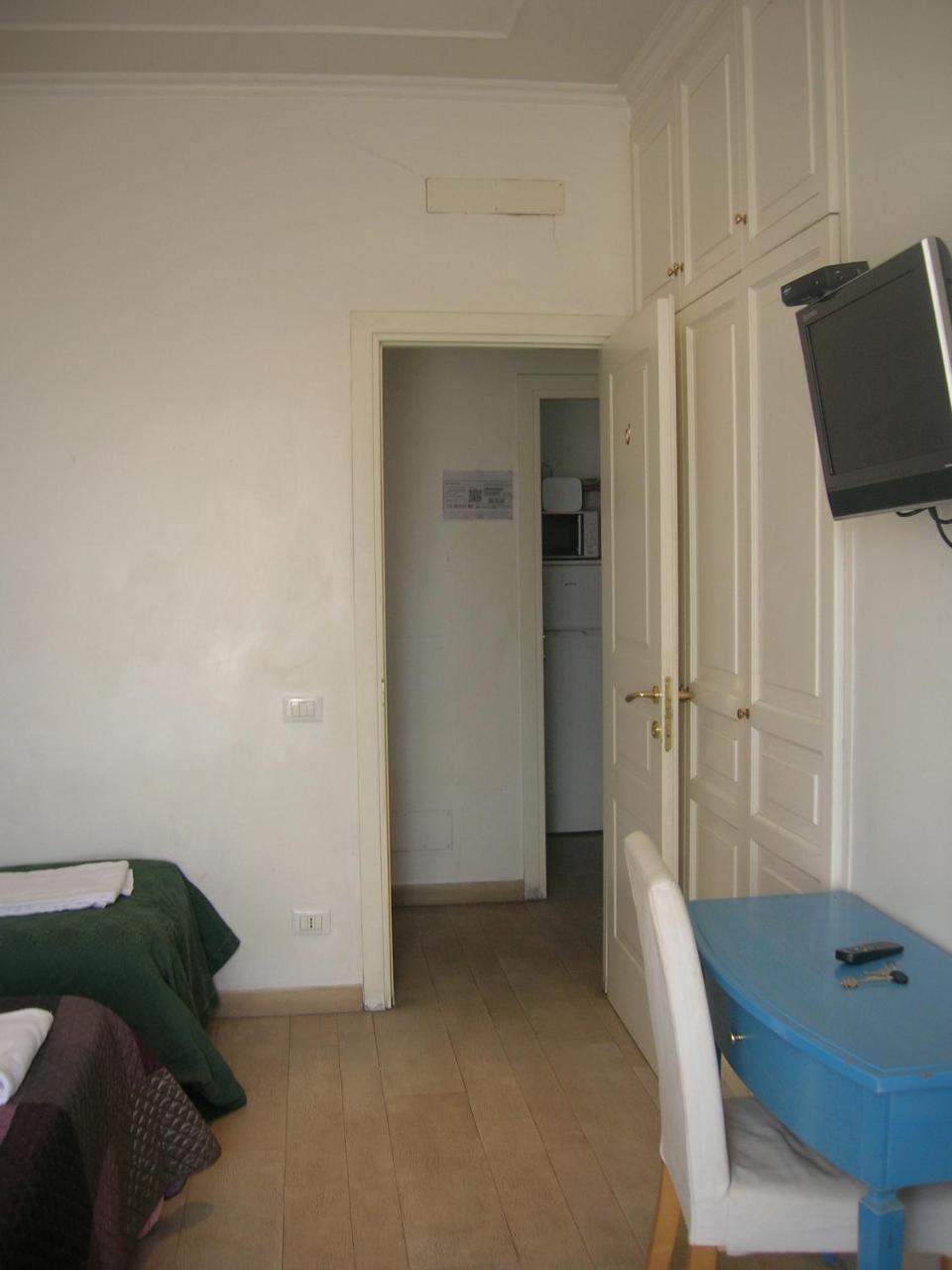 Light Inn Affittacamere Rome Bagian luar foto
